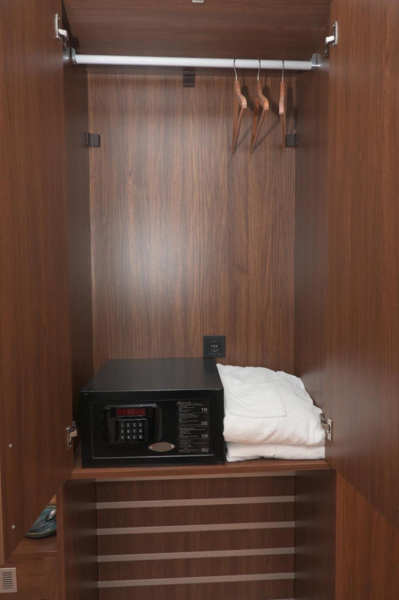 Isle Hotel Istanbul Bagian luar foto